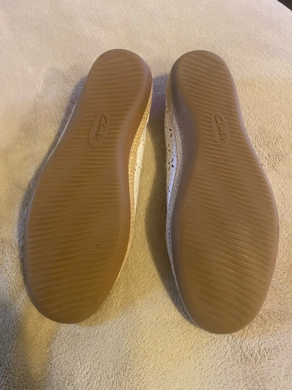 Collection by Clarks white espadrille Flats